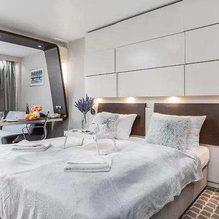 Marine Deluxe With Apartament